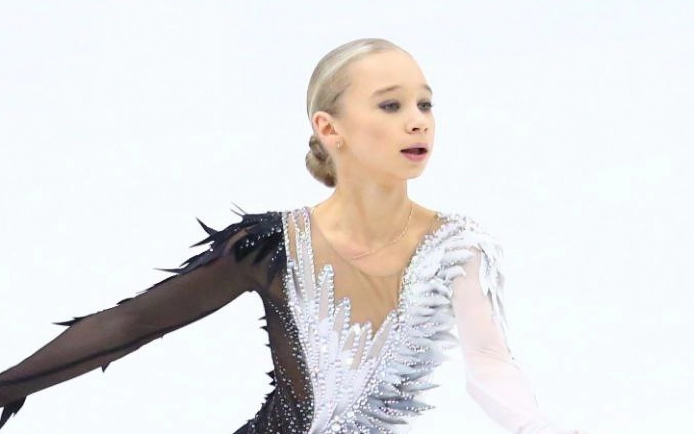 花样滑冰女子单人：俄罗斯选手夺冠，气势如虹的简单介绍