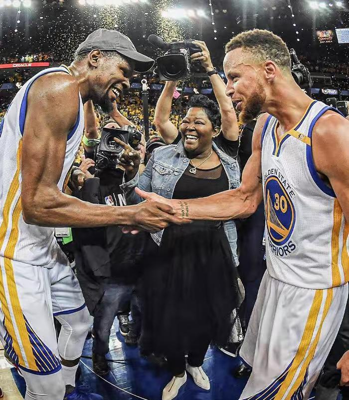 马刺力克掘金,杜兰特扛起全队 马刺力克掘金,杜兰特扛起全队