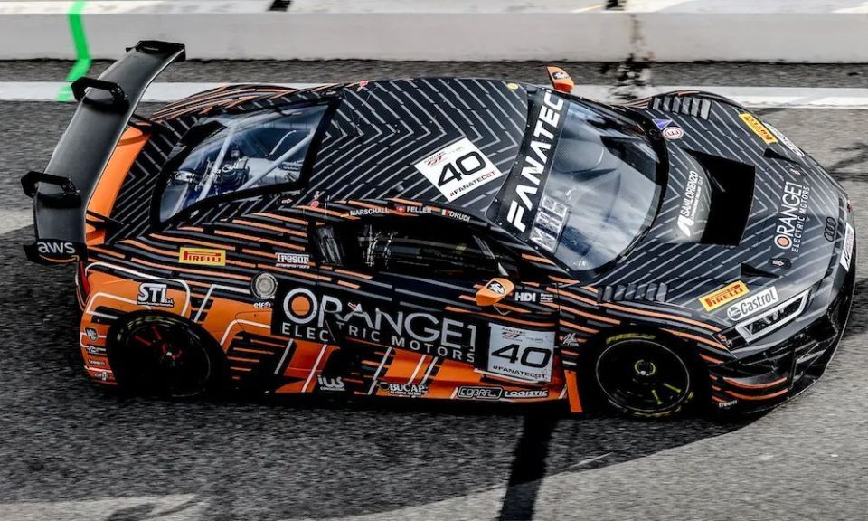 法拉利横扫梅赛德斯,维斯塔潘状态火热 法拉利横扫梅赛德斯,维斯塔潘状态火热